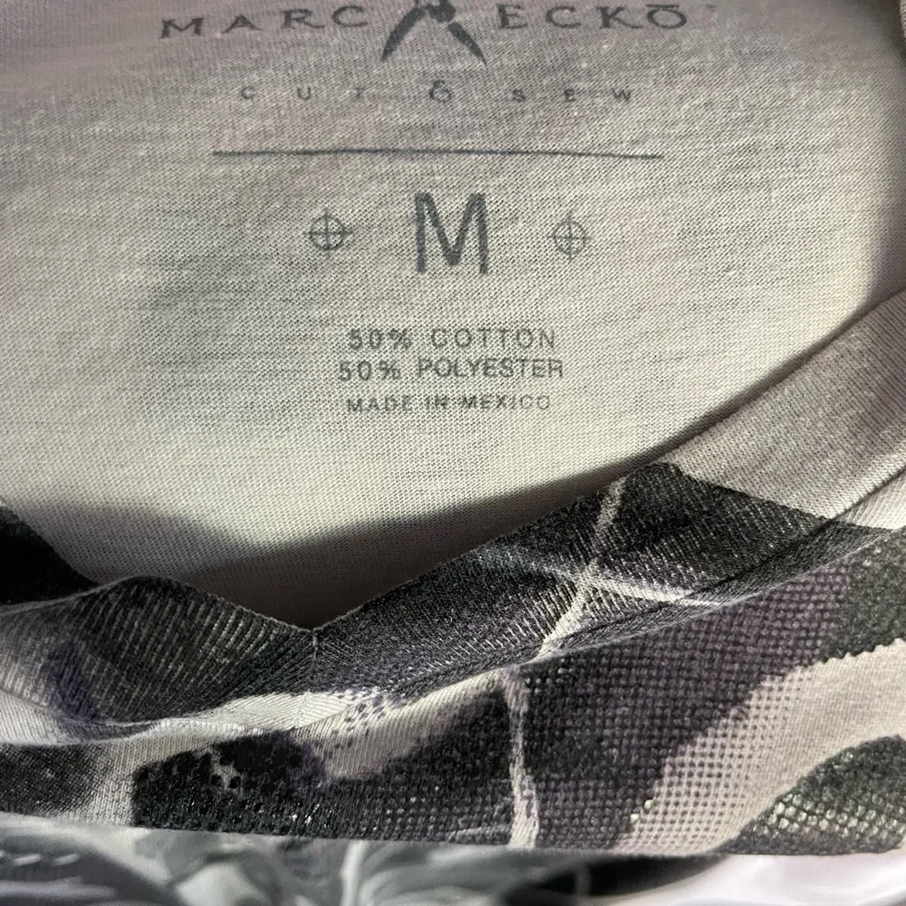 Marc Ecko V s. M